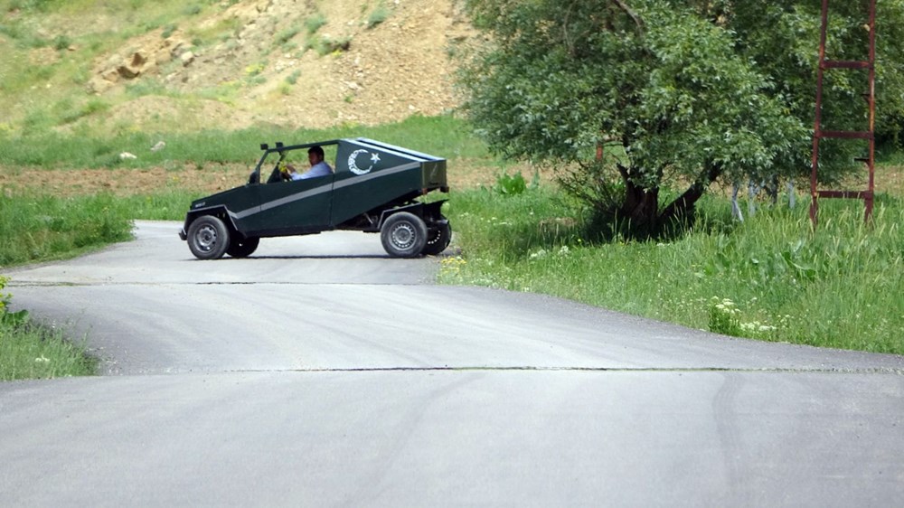 Yüksekovalı çoban 20 litre benzinle 150 kilometre giden ‘Hummer’ tarzı araba yaptı - 5