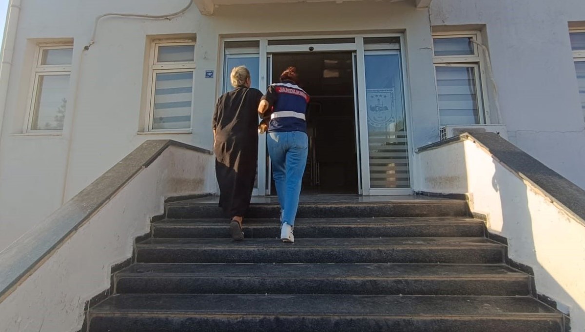 Yasak aşkıyla plan yapıp eşini öldürttü Yasak aşkıyla plan yapıp eşini öldürttü