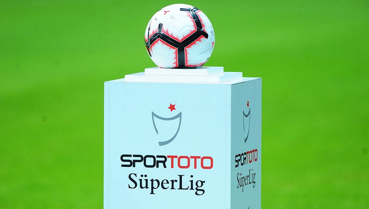 Süper Lig'in gol kralları (2022-2023 Süper Lig güncel gol krallığı)