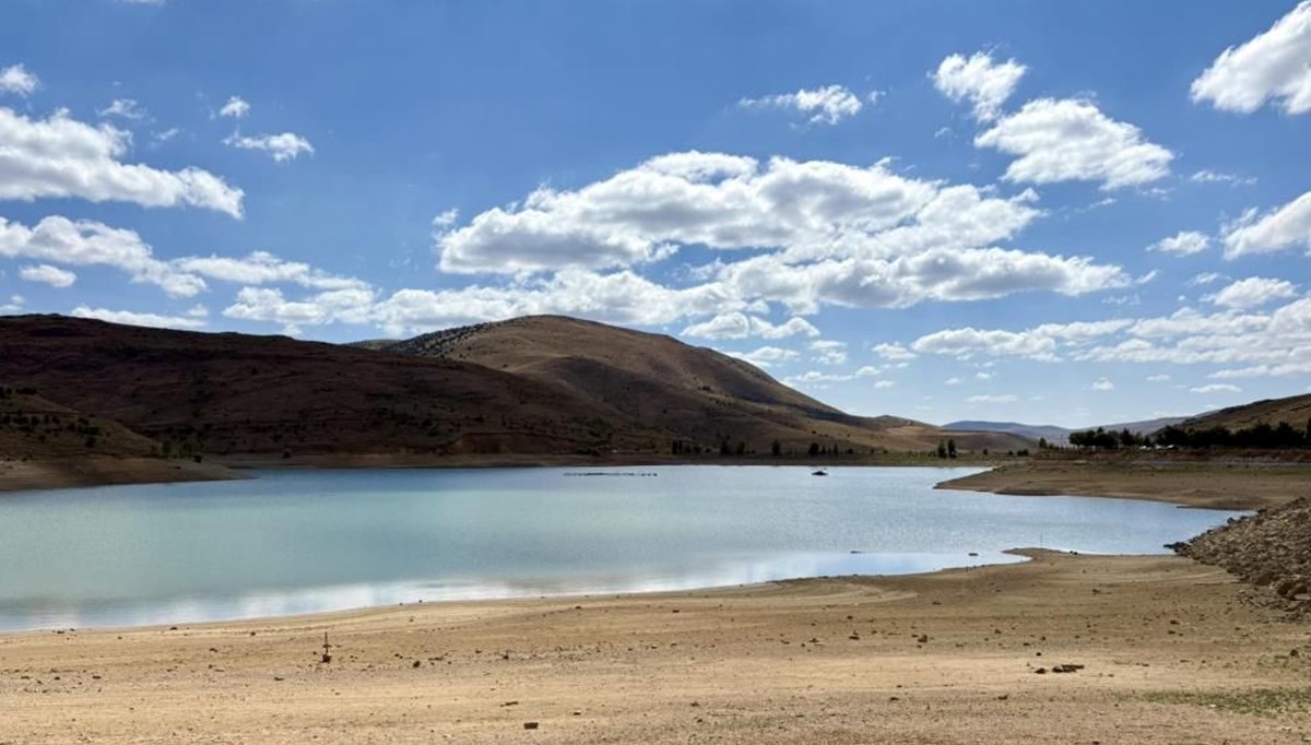 Bayburt'ta kuraklık göleti vurdu