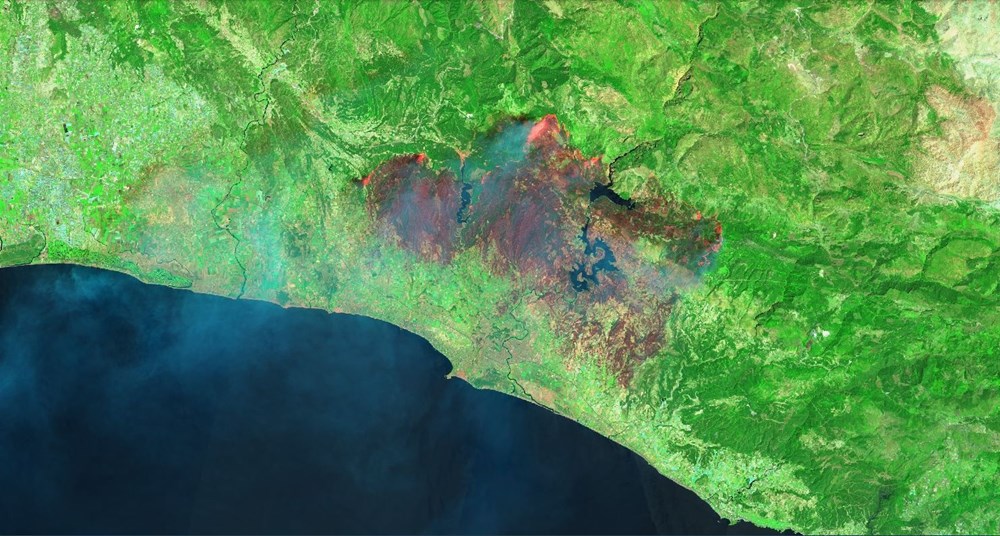 Orman yangınları uydudan böyle görüntülendi - 13