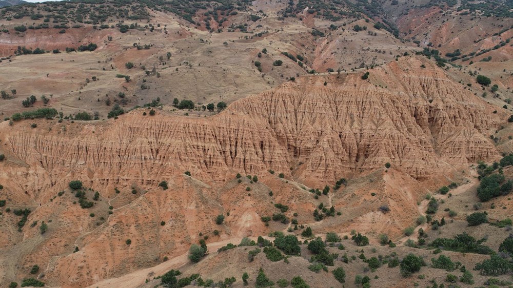 Erozyonla ortaya çıkan 'Şeytan Şehri Kayalıkları', hayran bırakıyor - 4