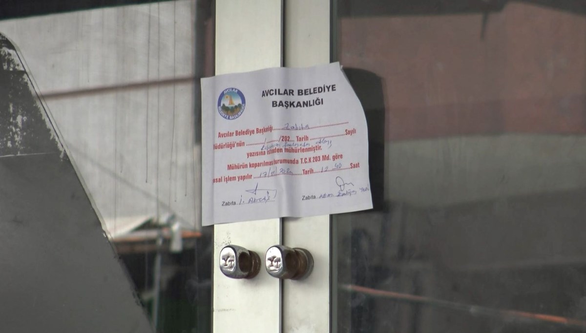 Avcılar'da fatura ödeme merkezinde vurgun: Paraları toplayıp ortadan kayboldular Avcılar'da fatura ödeme merkezinde vurgun: Paraları toplayıp ortadan kayboldular