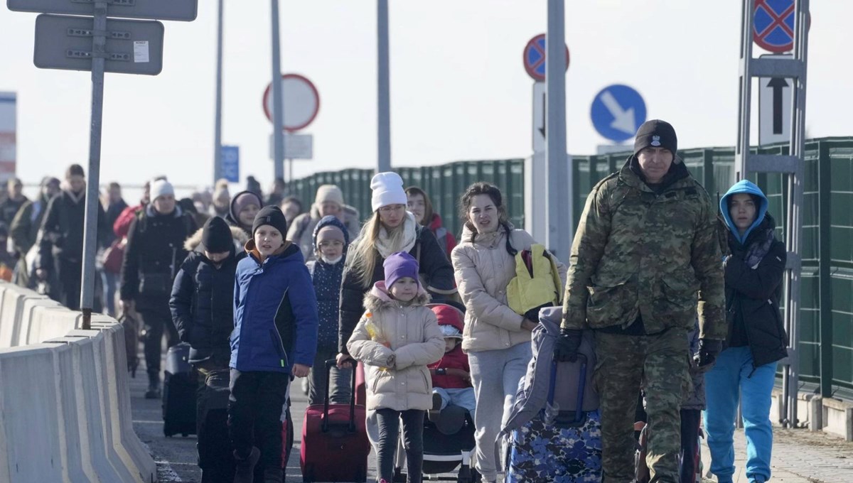 BM: Ukrayna'da en az bin 179 sivil öldü