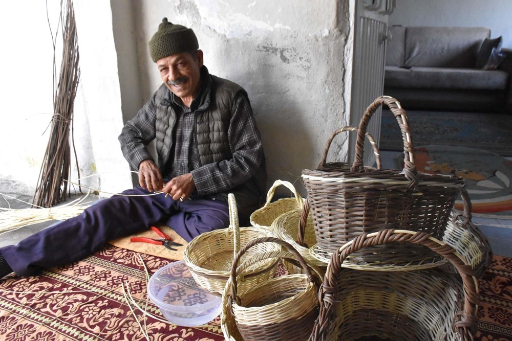 Deden Kalma Mirası Yaşatan Son Usta: 60 Yıllık Klasik Sanat Yolculuğu 74