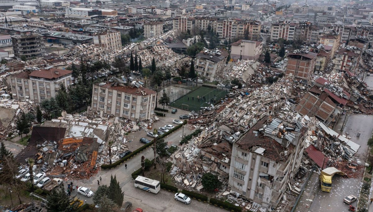 Türk-İş'ten genelge: Deprem kriz masaları oluşturulacak