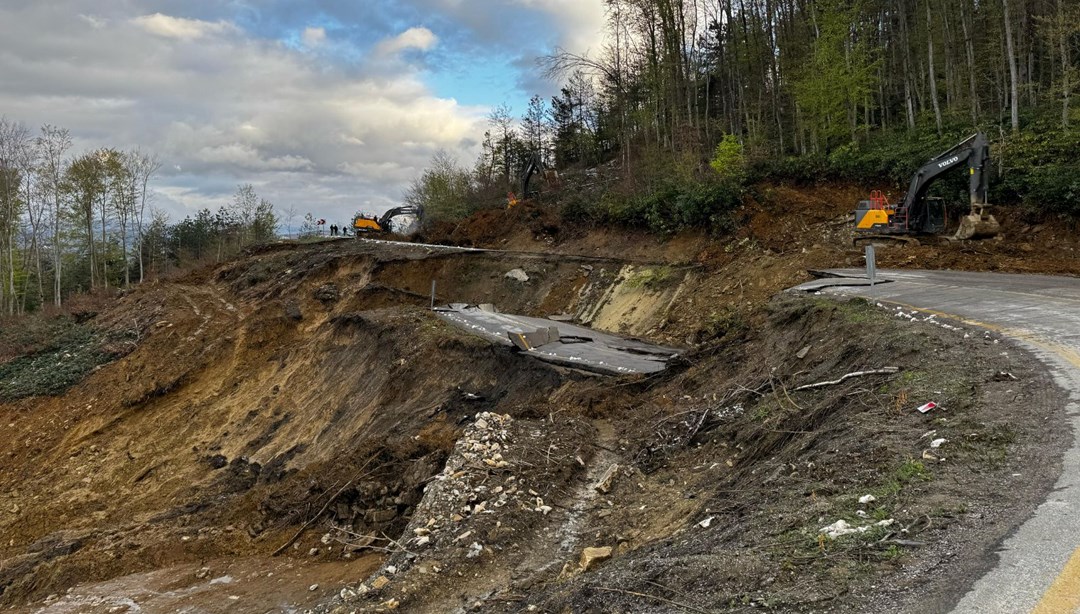 Kastamonu-Çatalzeytin kara yolu ulaşıma kapandı