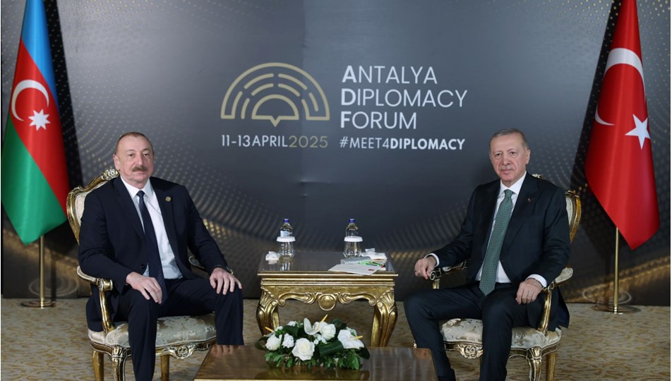 Antalya Diplomasi Forumu: Cumhurbaşkanı Erdoğan, Azerbaycan lideri Aliyev'le görüştü