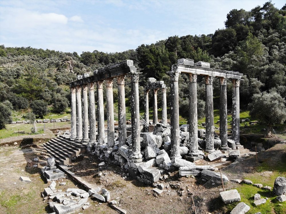 Zeus Tapınağı yapılan çalışmalarla eski ihtişamına kavuşturulacak - 5