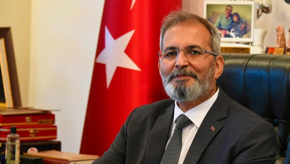CHP’nin yeniden aday göstermediği Haluk Bozdoğan partisinden istifa etti CHP’nin yeniden aday göstermediği Haluk Bozdoğan partisinden istifa etti