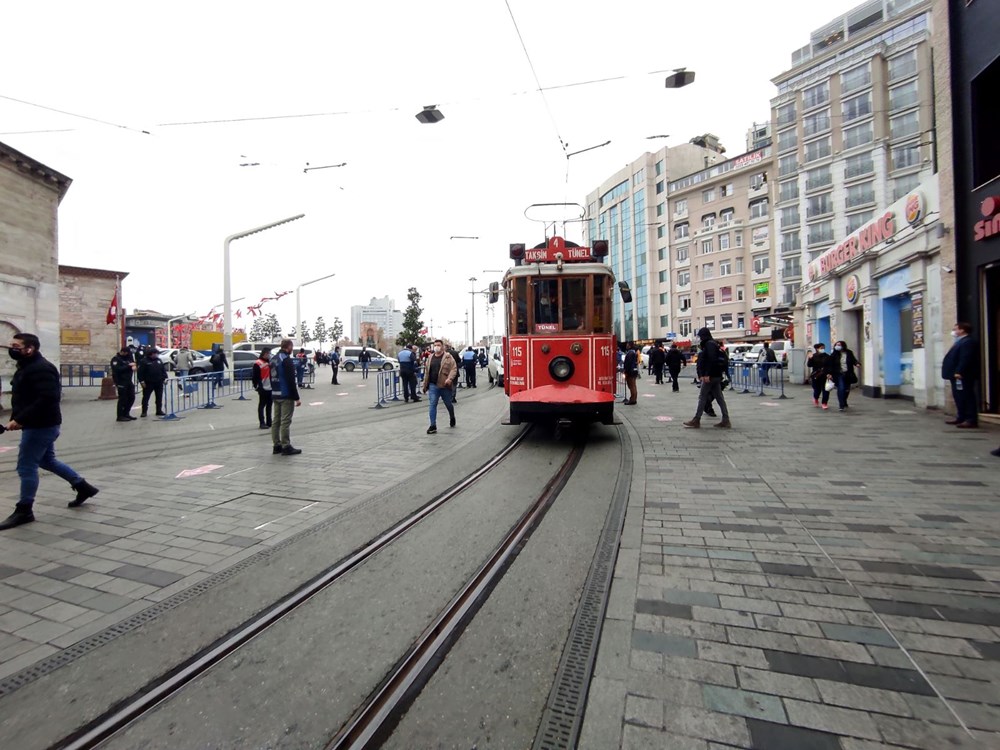 İstiklal Caddesi'nde 7000 kişi kuralı başladı - 8