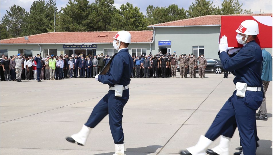 İdlib'de ağır yaralanan asker şehit oldu