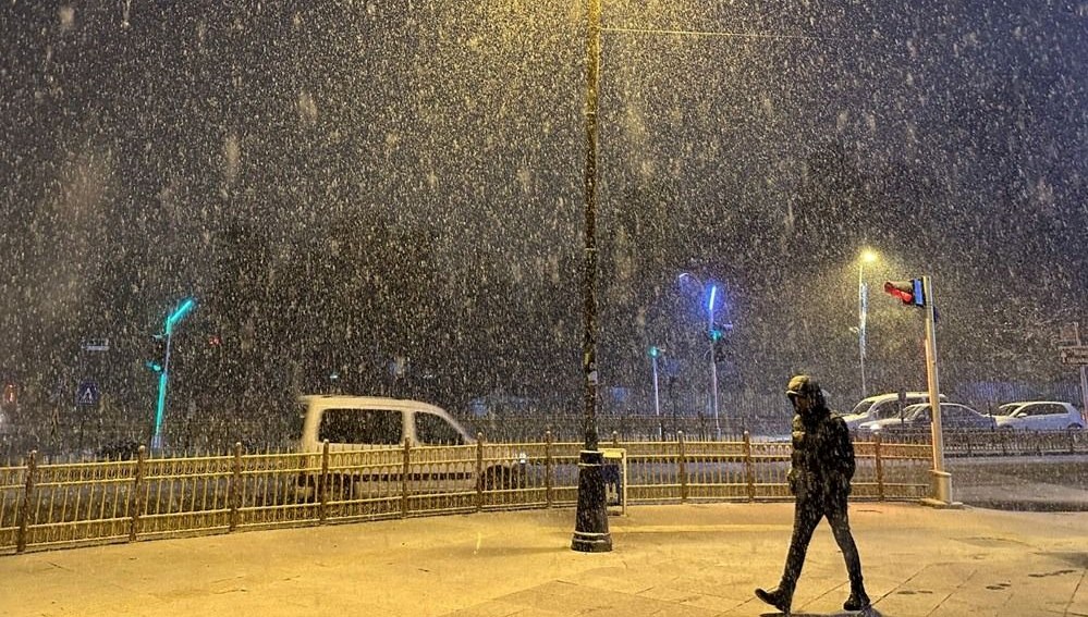 Kara kış kapıya dayandı! Sıcaklıklar 10-12 derece düşüyor, kar geliyor