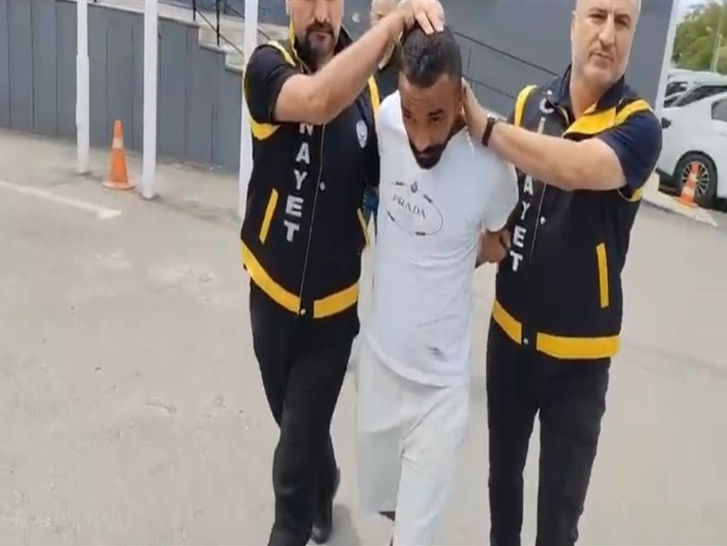 Bursa İl Emniyet Müdürlüğü Asayiş Şubesi ekiplerinin çalışmasıyla Doğan Şendilek kısa sürede yakalandı.