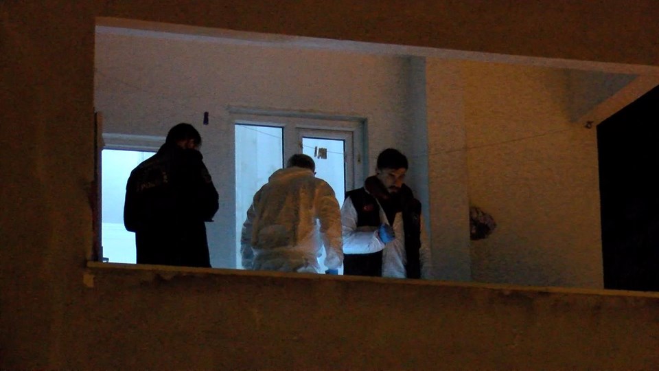 Bursa'da aile katliamı: Anne ve babasını tüfekle, kardeşini bıçakla öldürdü - 1