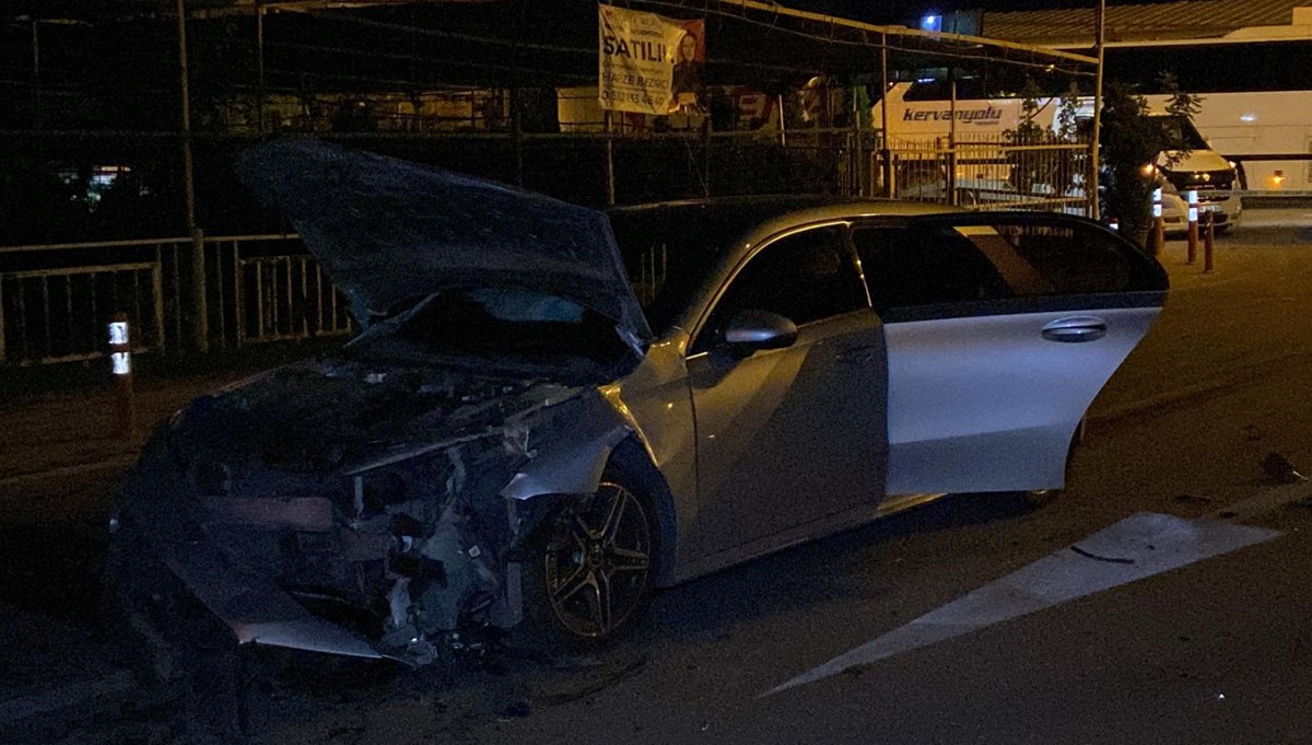 Karaman'daki trafik kazası: 1 ölü, 5 yaralı Karaman'daki trafik kazası: 1 ölü, 5 yaralı