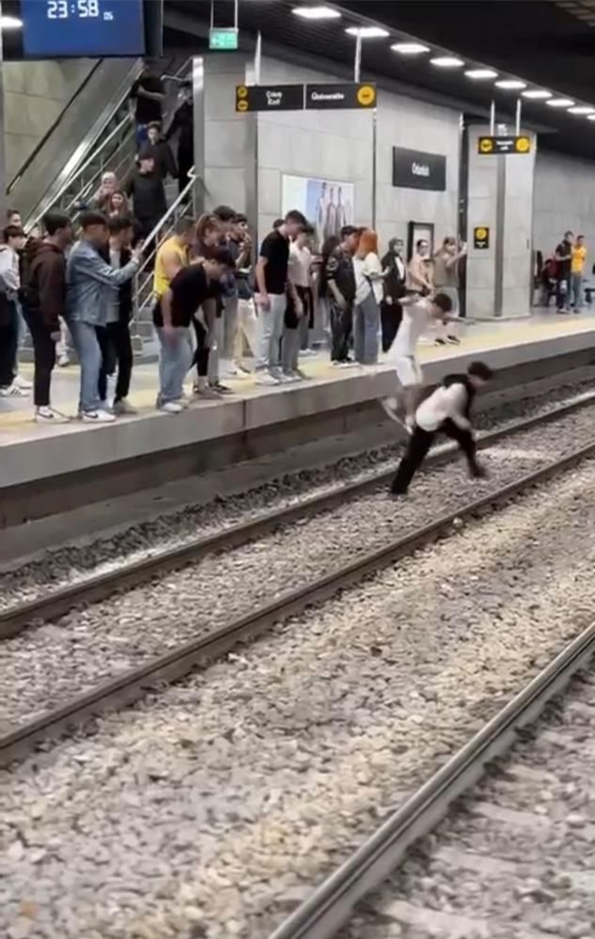 OLe2dZ1EDk62YuF0IKyYoA.jpg