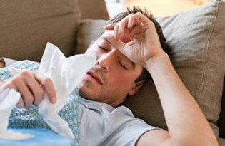 alerjik rinit sonbaharda artiyor