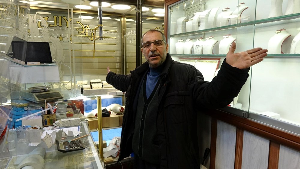 Erzurum'da duvar delerek kilolarca altın çaldılar - 3