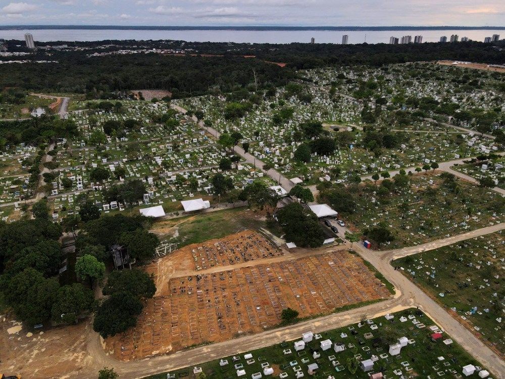Amazon'da 6 saatlik aşı yolculuğu: Babasını sırtında taşıdı - 3