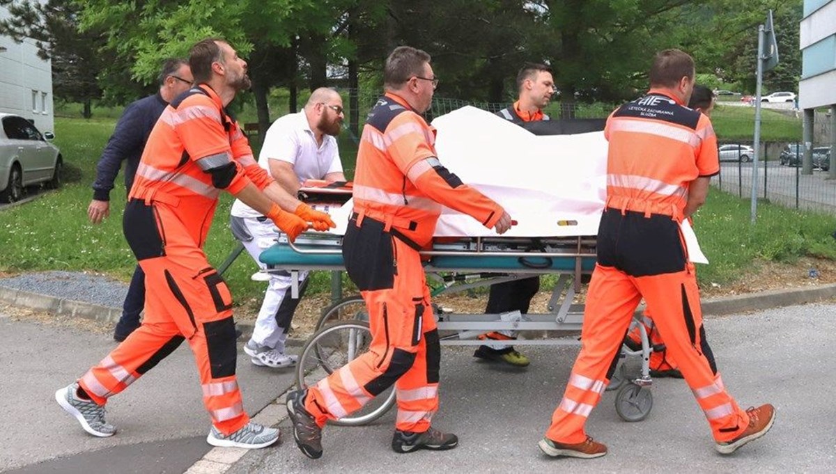 Slovakya Başbakanı Fico'nun durumu ciddiyetini koruyor, zanlı gözaltında Slovakya Başbakanı Fico'nun durumu ciddiyetini koruyor, zanlı gözaltında