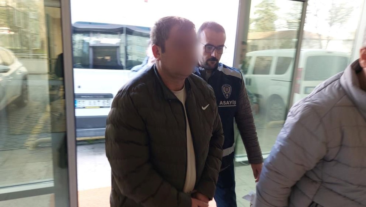 Samsun'da minibüs hırsızına gözaltı Samsun'da minibüs hırsızına gözaltı