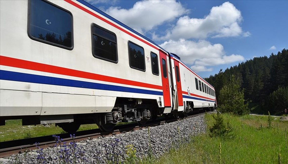 Turistik Tuz Ekspresi ilk seferine çıkıyor Turistik Tuz Ekspresi ilk seferine çıkıyor