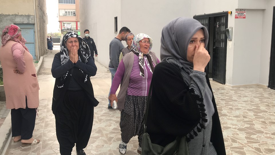 Adana'da bir kişi eski eşini öldürüp, intihara kalkıştı - 1