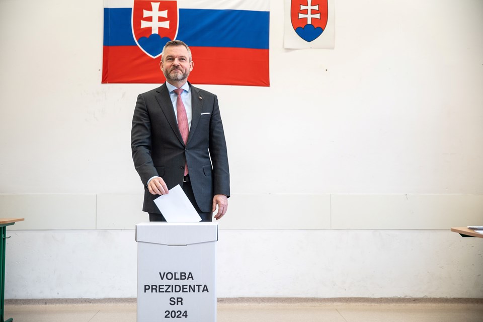 Slovakya’da halk cumhurbaşkanlığı seçimi için sandık başında - 1