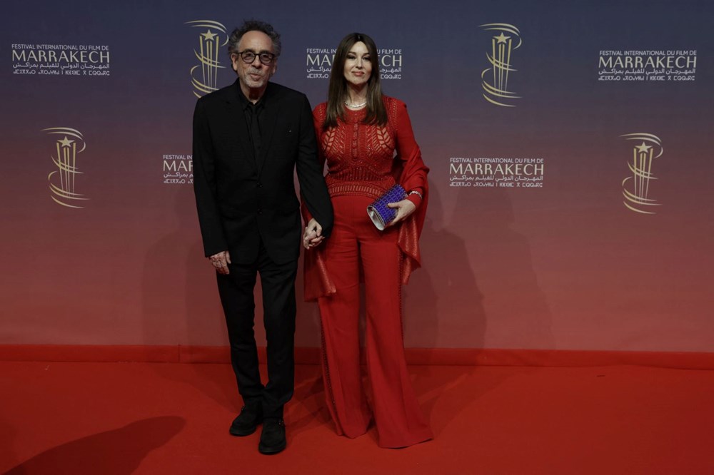 Monica Bellucci ile Tim Burton'dan üzen haber: 2 yıllık ilişkilerini noktaladılar - 2