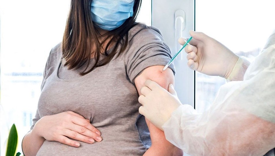 Hamileler için Covid-19 rehberinde "aşı" güncellemesi yapılacak