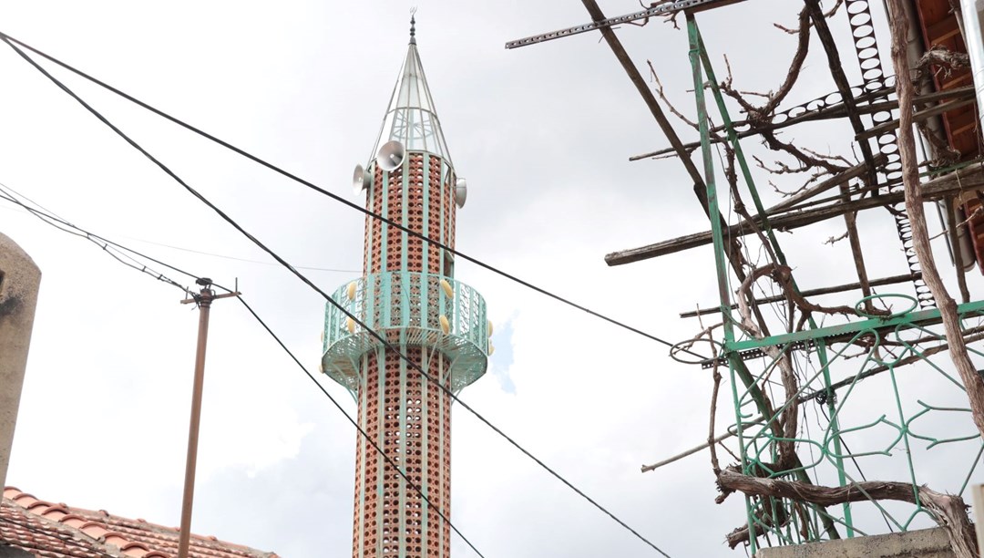 Gesi Bağları türküsüyle bilinen mahalle: Minareler cam, demir ve tuğladan inşa ediliyor