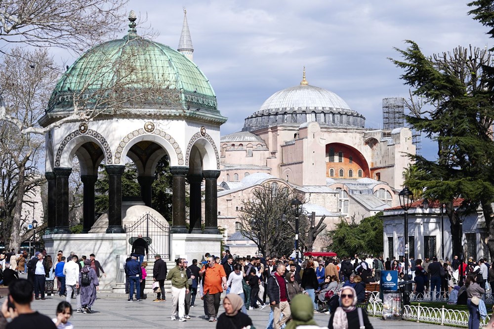 İstanbul'da Hayat Durdu: Trafik Yoğunluğu Alarm Veriyor! 73 OZXjeCUd UyTrOHBiOTZsw
