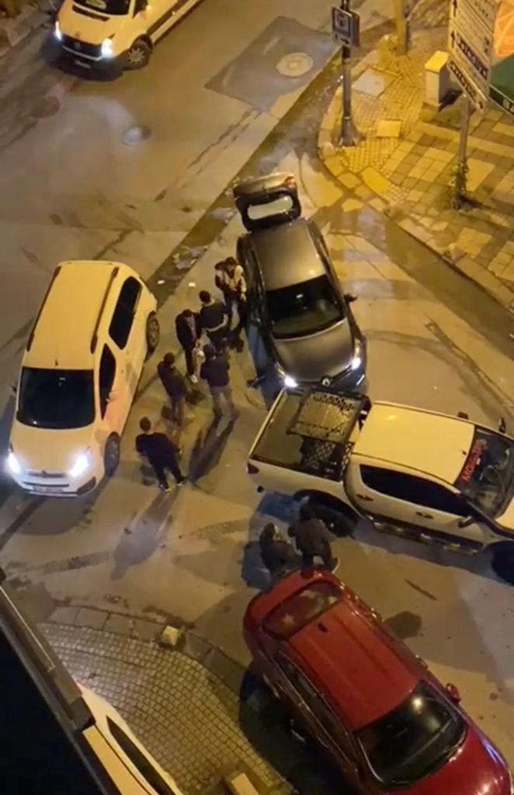 Ümraniye'de taşlı, sopalı trafik kavgası - 9