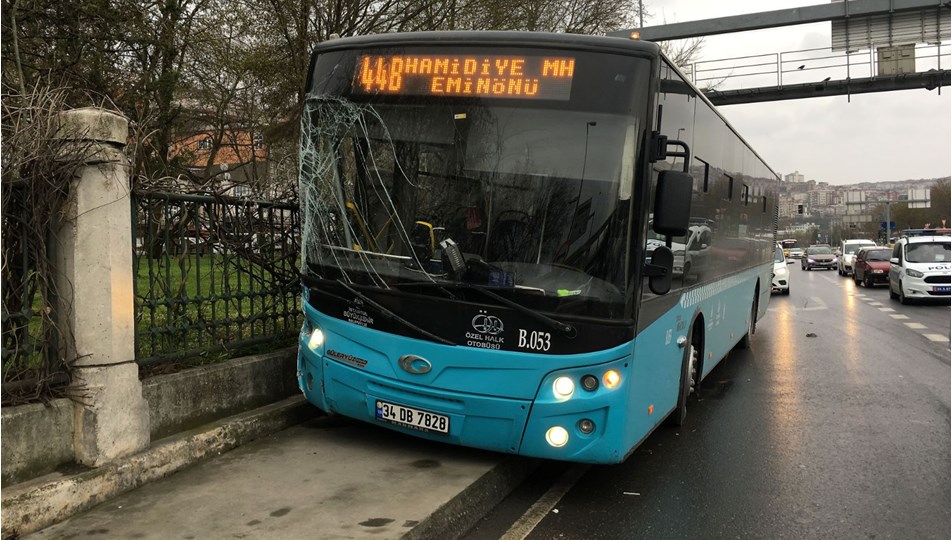 istanbul da halk otobusu kazasi ntv