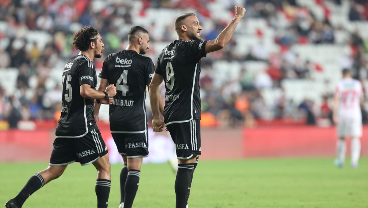 Beşiktaş - Başakşehir maçı ne zaman, saat kaçta, hangi kanalda? (İlk 11'ler belli oldu) Beşiktaş - Başakşehir maçı ne zaman, saat kaçta, hangi kanalda? (İlk 11'ler belli oldu)