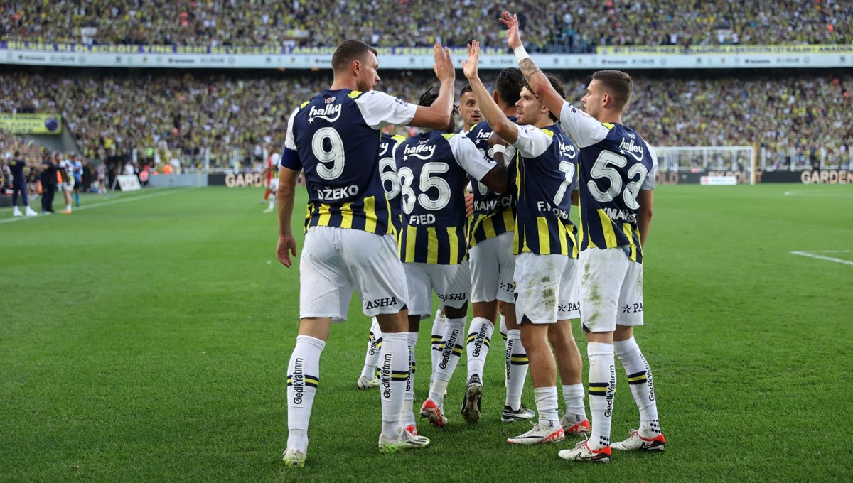Alanyaspor-Fenerbahçe maçı ne zaman, saat kaçta ve hangi kanalda? Fenerbahçe'nin muhtemel 11'i belli oldu Alanyaspor-Fenerbahçe maçı ne zaman, saat kaçta ve hangi kanalda? Fenerbahçe'nin muhtemel 11'i belli oldu