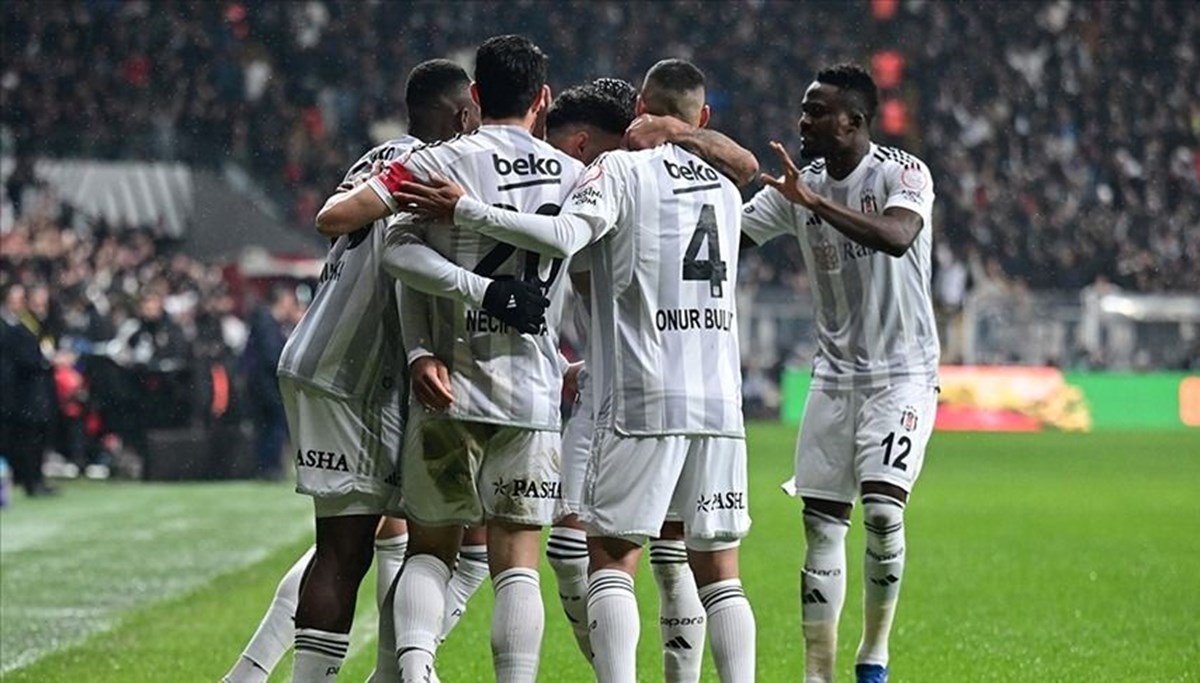 Süper Lig'de 20. hafta: Beşiktaş, Fatih Karagümrük'ü ağırlayacak