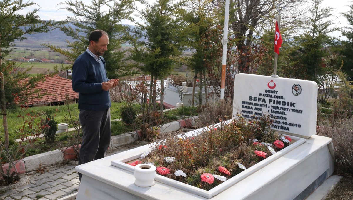 Şehit babası, dolandırıcılara 18 bin 700 lira kaptırdı Şehit babası, dolandırıcılara 18 bin 700 lira kaptırdı