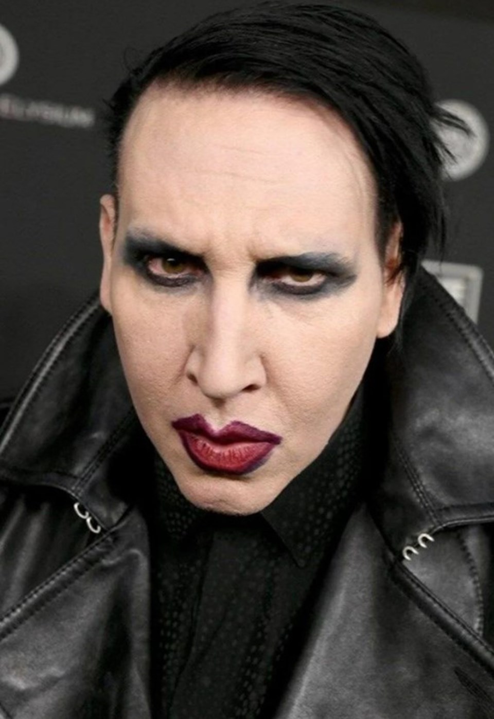Tecavüzle suçlanan Marilyn Manson teslim olacak - 1