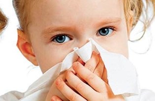 cocugun bacagindaki morluklari