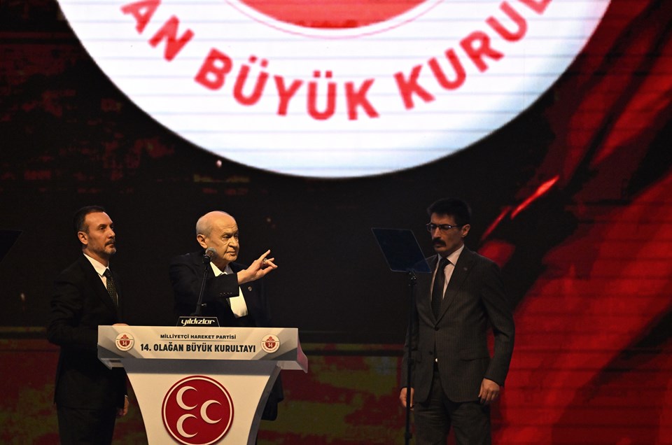 Devlet Bahçeli yeniden genel başkan seçildi, Cumhurbaşkanı Erdoğan’a seslendi: Ayrılamazsın, Türk milletini yalnız bırakamazsın - 3