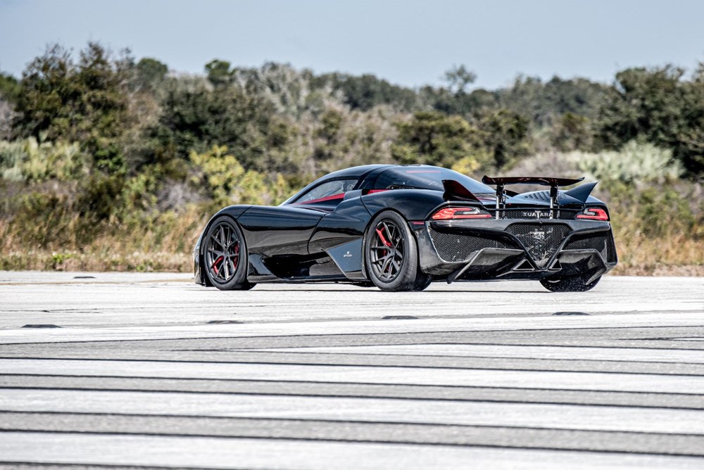 SSC Tuatara 3ncü Denemede Dünyanın En Hızlı Otomobili