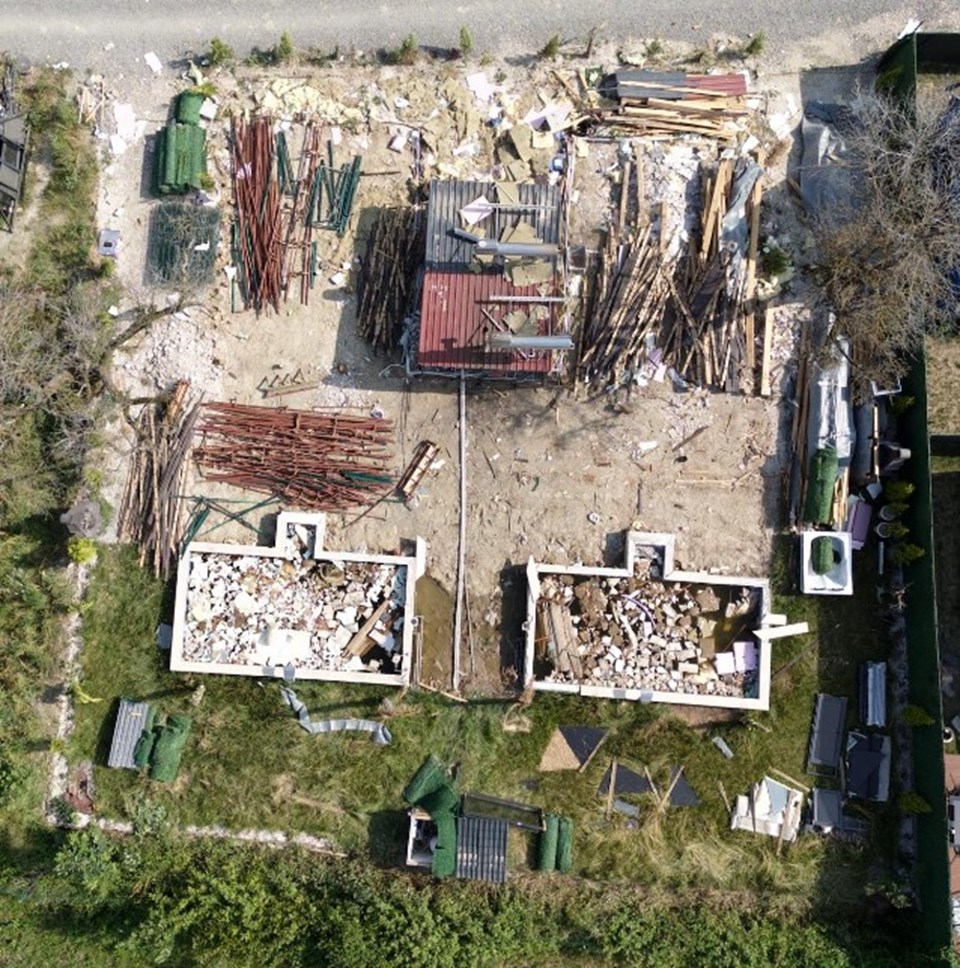 Gizli kamera rezaletinin ardından Sapanca Belediyesi o bungalovu yıktı - 1
