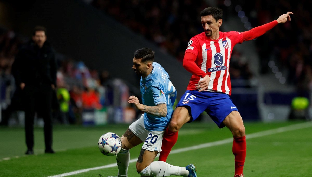 Yıldız futbolcu Stefan Savic Süper Lig'e geliyor