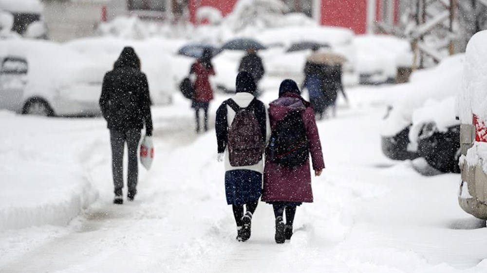 Pazartesi (yarın) okullar tatil mi, hangi illerde okullar tatil edildi? İşte kar nedeniyle yarıyıl tatili uzatılan iller (Çanakkale, Sivas, Diyarbakır, Gaziantep, Bingöl...) - 17