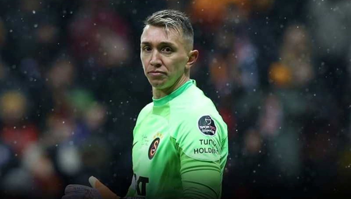 Muslera’dan takım arkadaşlarına yemek jesti Muslera’dan takım arkadaşlarına yemek jesti