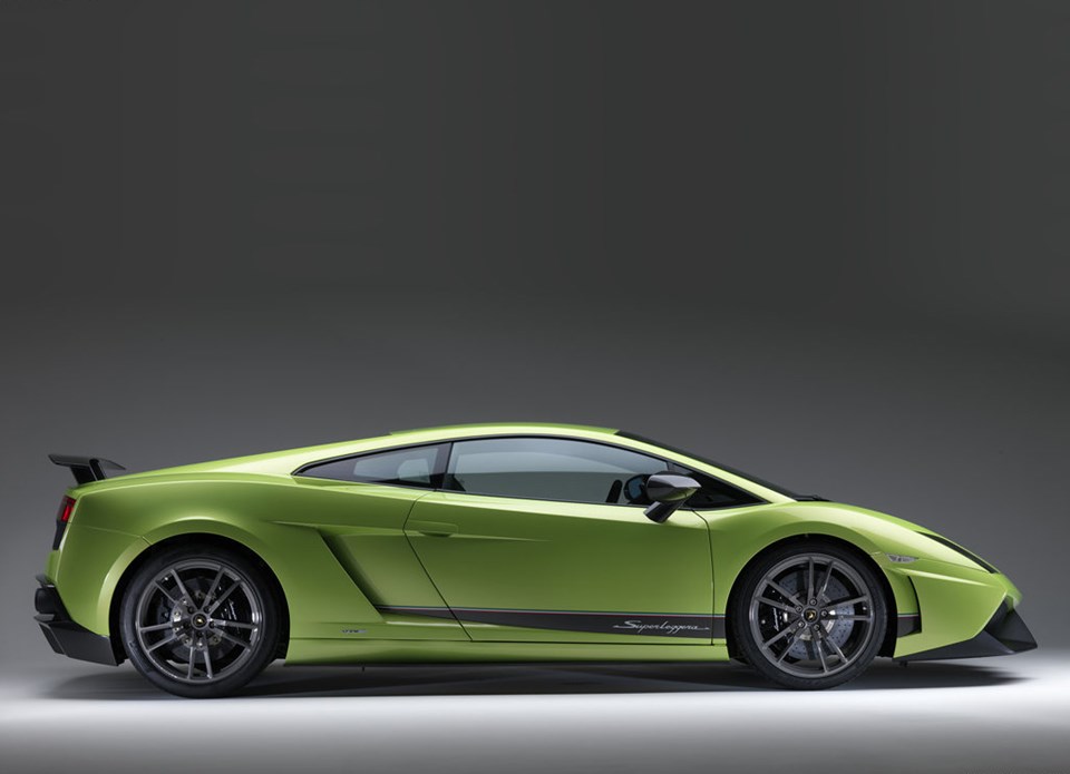 Lamborghini Gallardo serisinin en yeni modeli  - 1