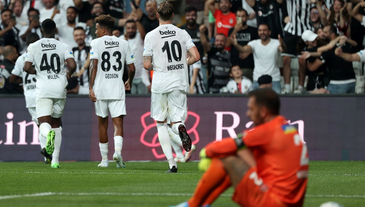 Dört dörtlük Beşiktaş Dört dörtlük Beşiktaş