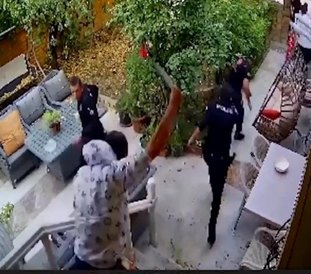 Yardım çağrısı aldığı eve giden polis memuruna bıçaklı saldırı! Polis memurunun durumu ağır - 2